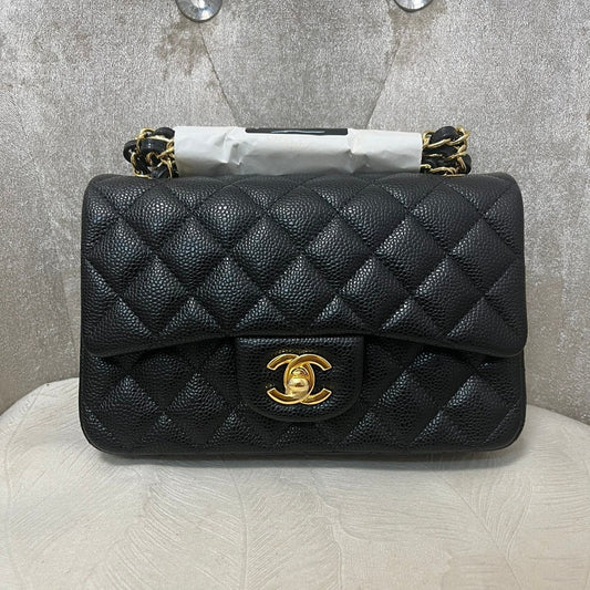 Flap Bag Mini 20cm Black Grained Calfskin Gold Hardware