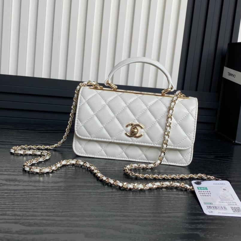 CC 24B Trendy Bag 18.5cm White Lambskin Gold Hardware