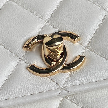 CC 24B Trendy Bag 18.5cm White Lambskin Gold Hardware