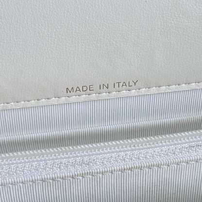 CC 24B Trendy Bag 18.5cm White Lambskin Gold Hardware