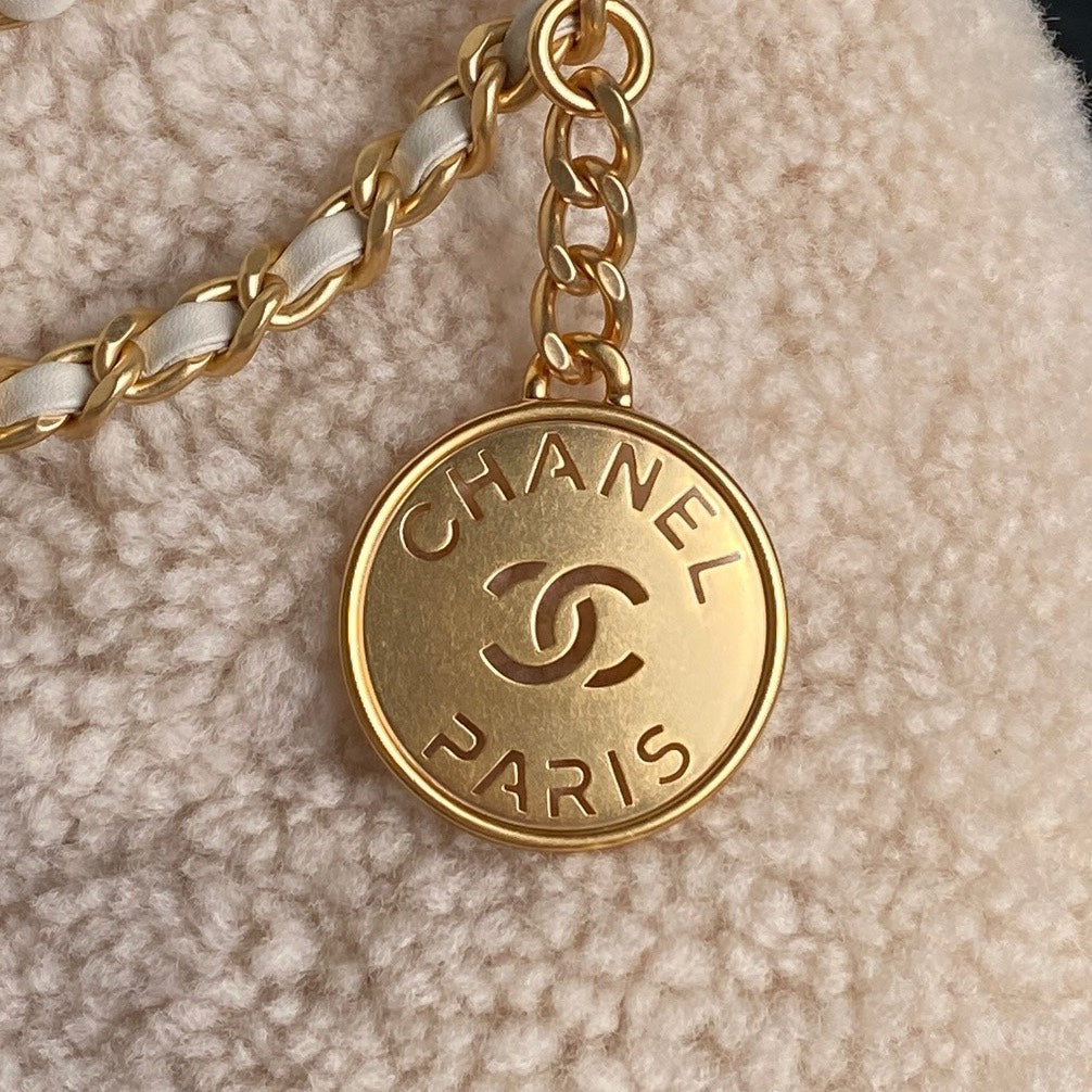 CC 24K Hobo 22 Bag 20cm Beige Wool Fur