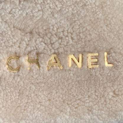 CC 24K Hobo 22 Bag 20cm Beige Wool Fur