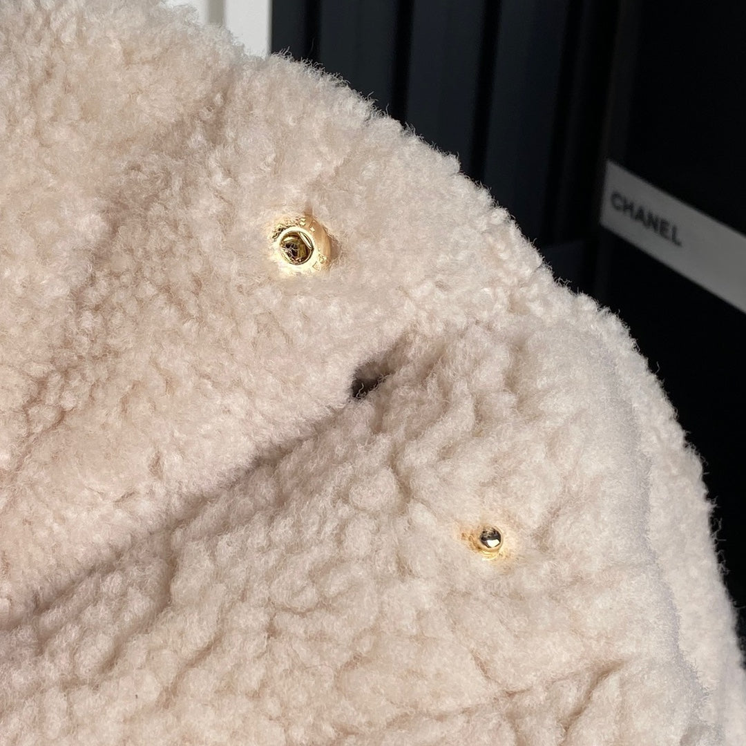 CC 24K Hobo 22 Bag 35cm Beige Wool Fur