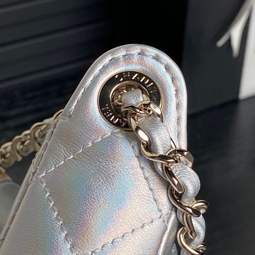 CC 25C Clutch With Strap 21cm Silver Metalic Calfskin