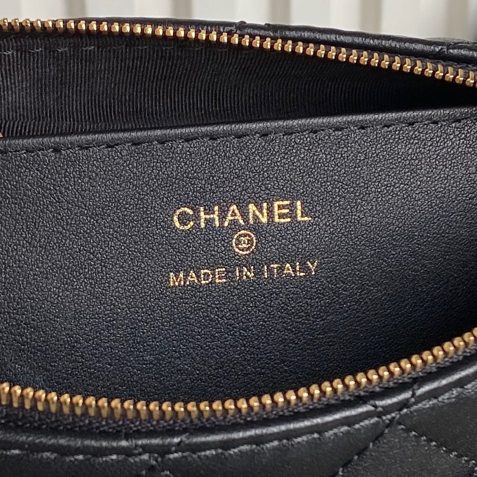 CC 25C Clutch With Strap 21cm Black Calfskin