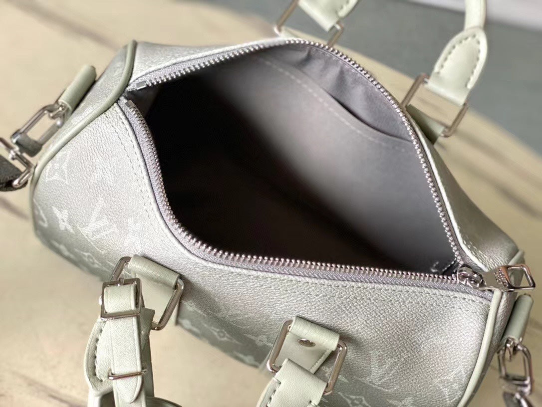 KEEPALL BANDOULI¨¨RE 25 IN GRAY MONOGRAM GRADIENT CANVAS