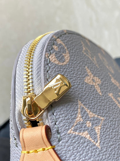 POCHETTE COSM¨¦TIQUE PM 19 IN GRAY CREAM MONOGRAM TRIANON CANVAS