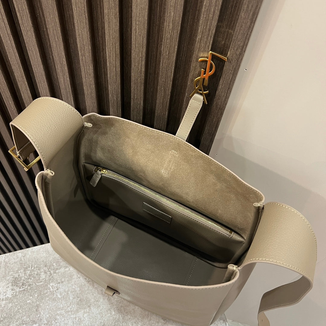 le 5a7 large 30cm grey calfskin