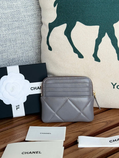 cc 19 zipped coin purse 11cm grey lambskin gold hardware