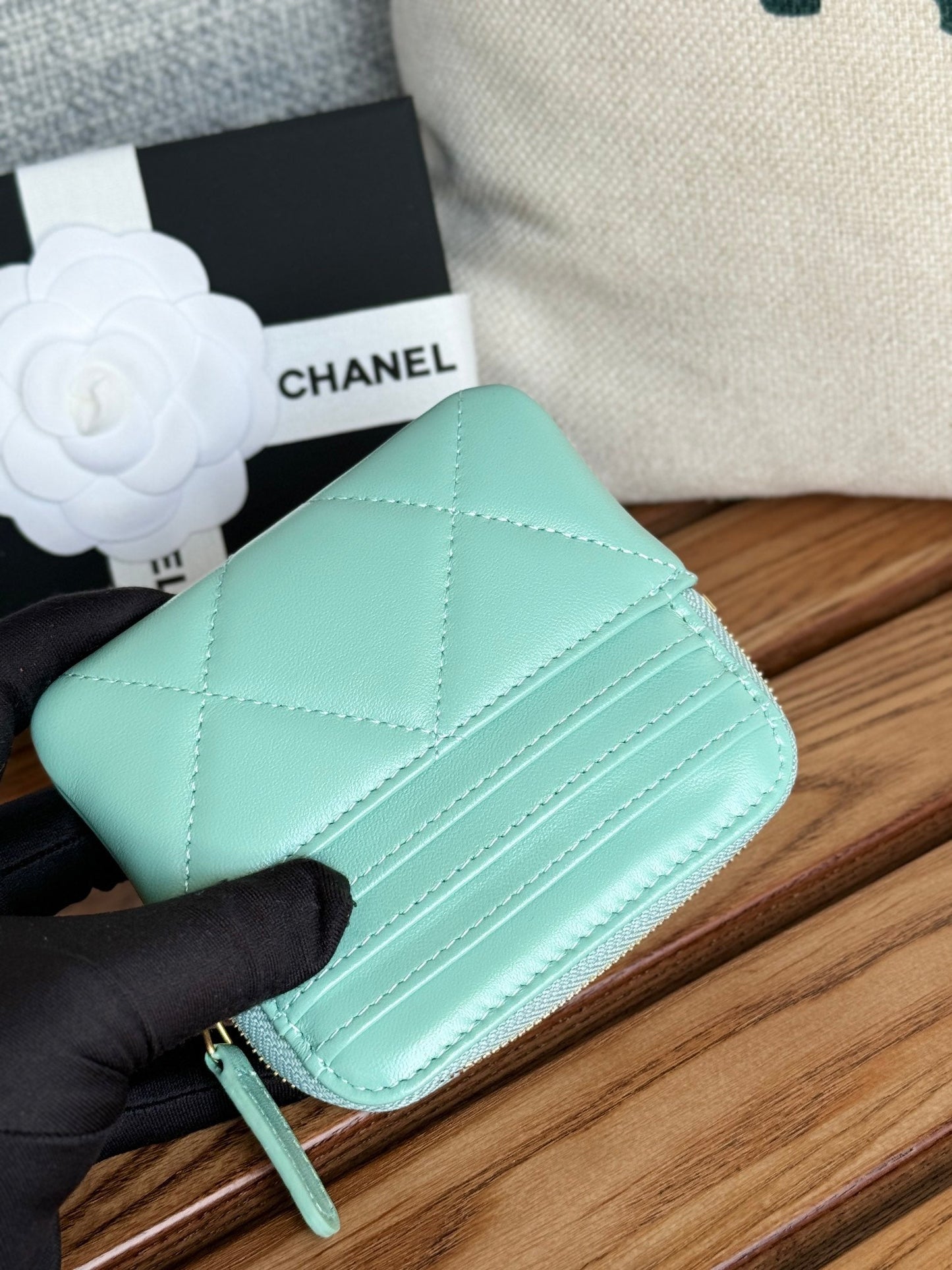 cc 19 zipped coin purse 11cm turquoise blue lambskin gold hardware