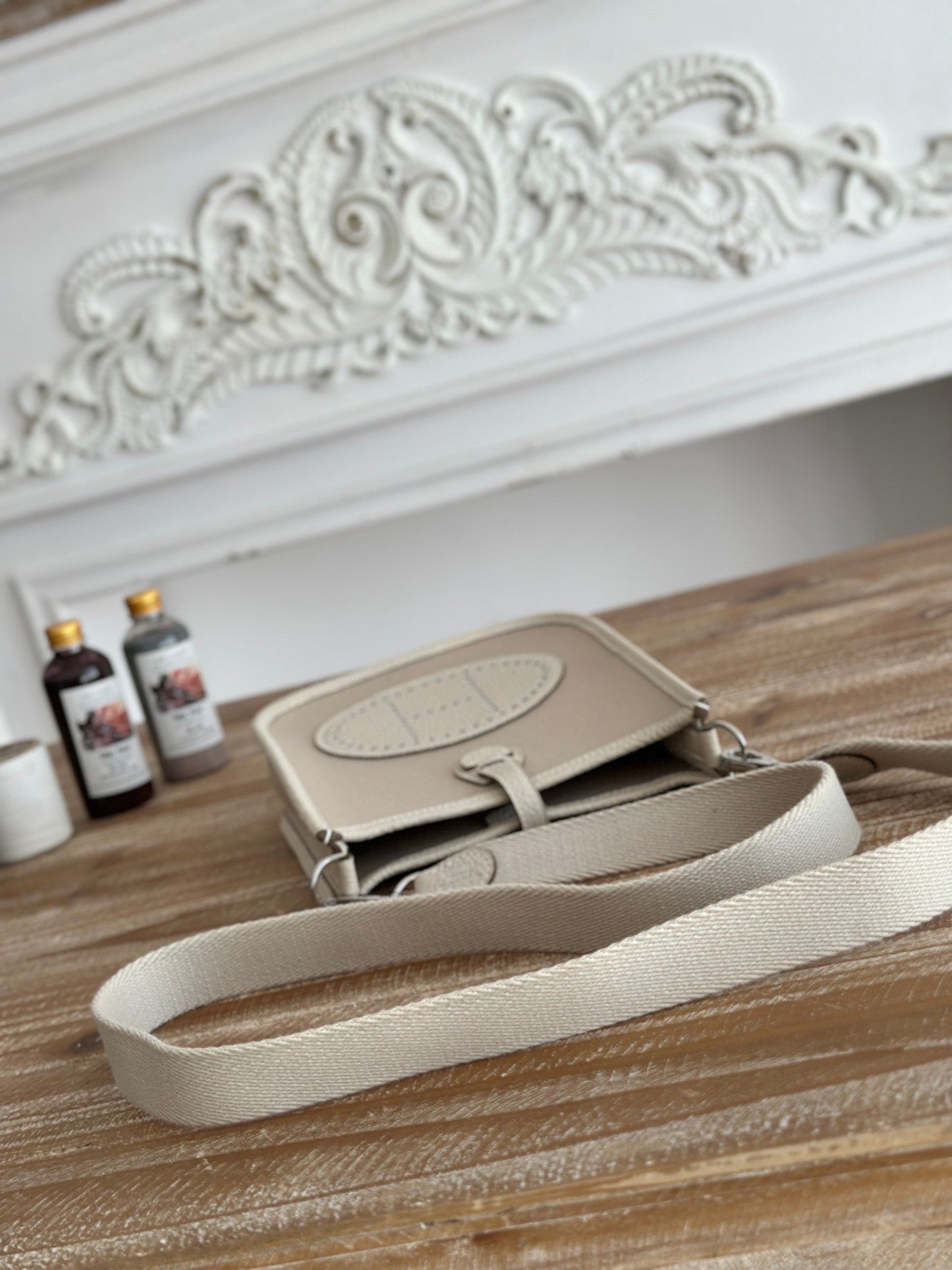MINI NEO 17 EVELYNE BAG IN OYSTER TAN CANVAS AND WHITE CALFSKIN
