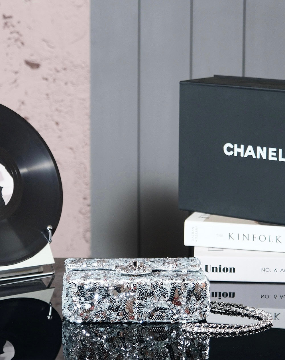 25C Flap Bag 21cm Dense Silver Sequin White Calfskin