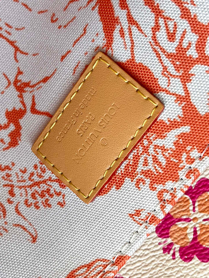 POCHETTE M¨¦TIS 25 IN CORAL MONOGRAM TILES CANVAS GOLD HARDWARE