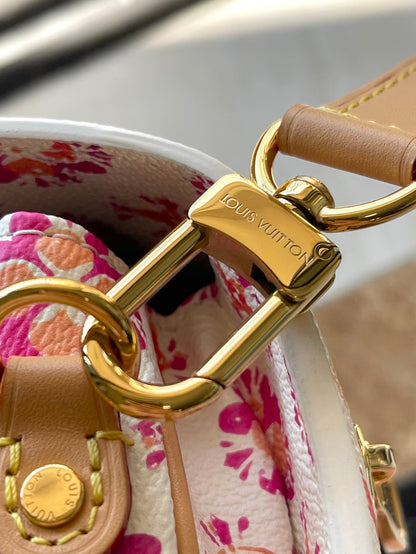 POCHETTE M¨¦TIS 25 IN CORAL MONOGRAM TILES CANVAS GOLD HARDWARE