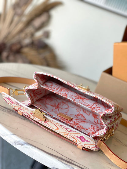 POCHETTE M¨¦TIS 25 IN CORAL MONOGRAM TILES CANVAS GOLD HARDWARE