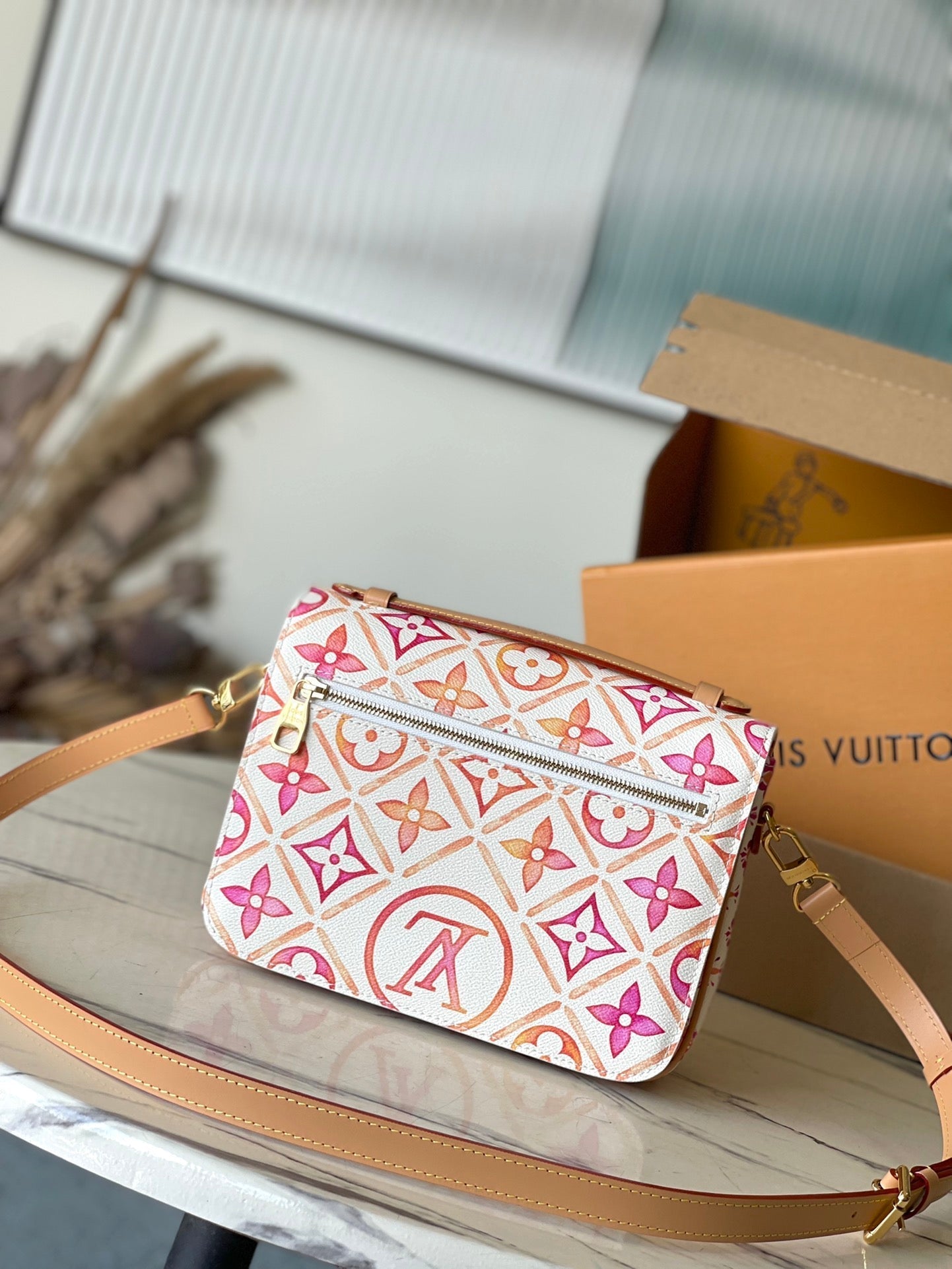 POCHETTE M¨¦TIS 25 IN CORAL MONOGRAM TILES CANVAS GOLD HARDWARE