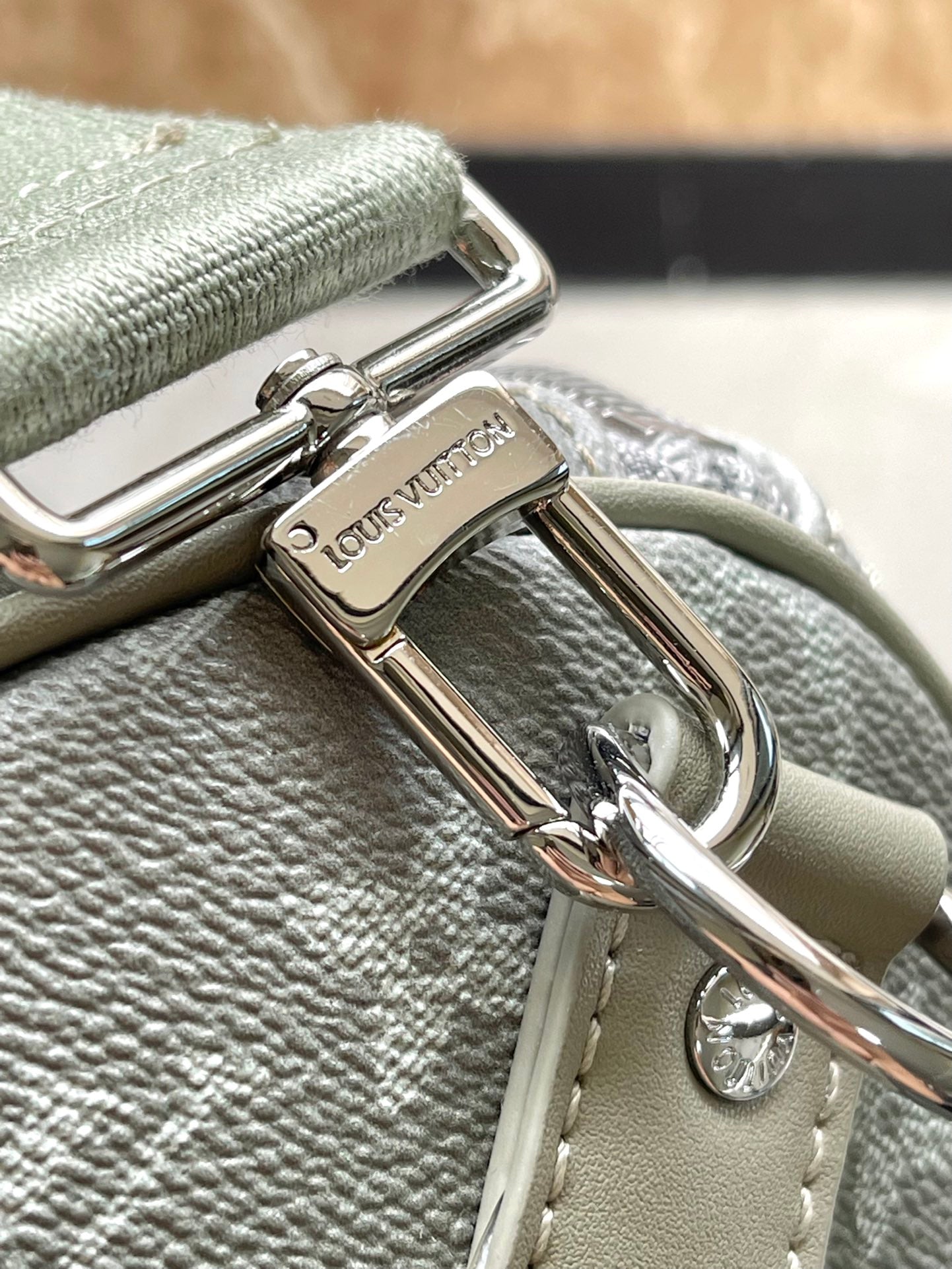 KEEPALL BANDOULI¨¨RE 45 IN GRAY MONOGRAM GRADIENT CANVAS