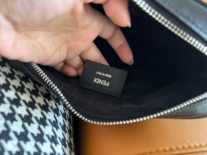 CLUTCH 22 WITH FF MOTIF IN DARK GRAY TEXTURED FABRIC AND BLACK LAMBSKIN TRIM