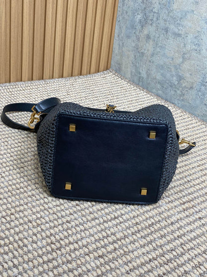 le 37 woven raffia 20cm black calfskin