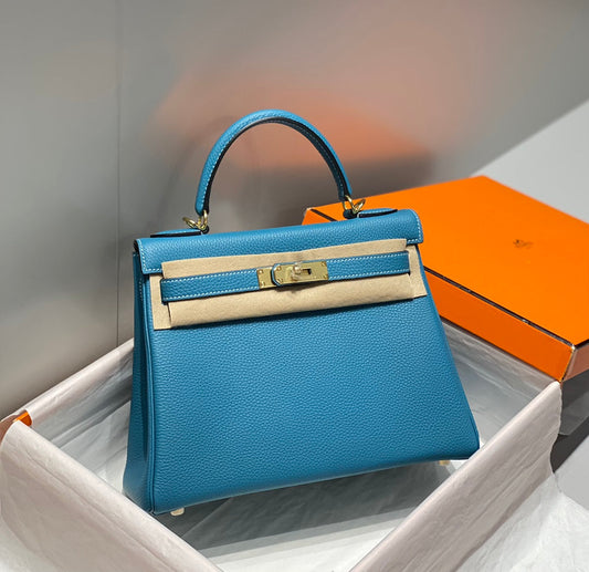 HM KELLY 28CM BLUE SKY TOGO GOLD HARDWARE