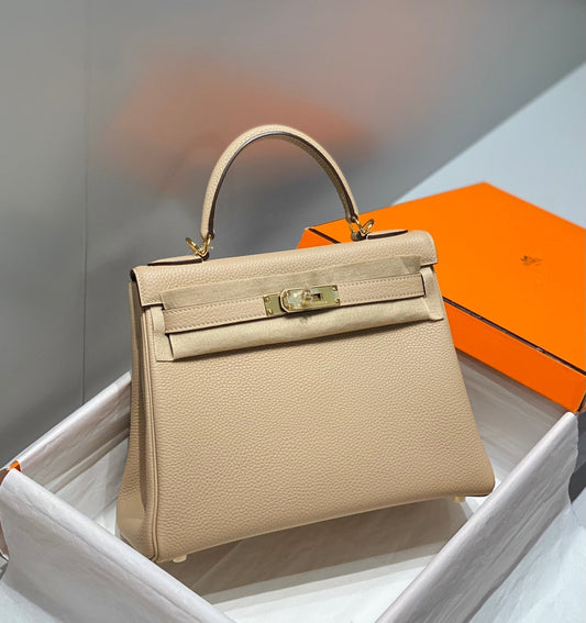 HM KELLY 28CM LIGHT BEIGE TOGO GOLD HARDWARE