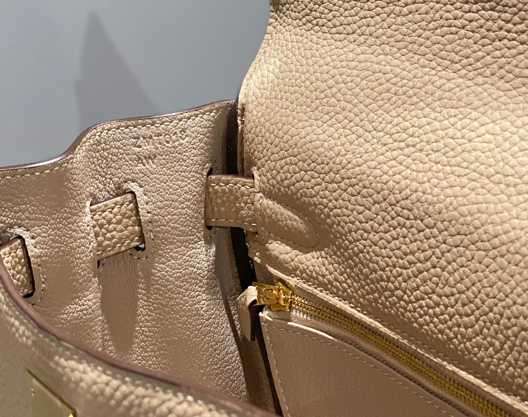 HM KELLY 28CM LIGHT BEIGE TOGO GOLD HARDWARE