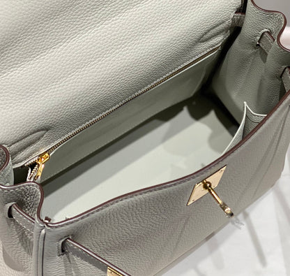 HM KELLY 28CM LIGHT GREY TOGO GOLD HARDWARE