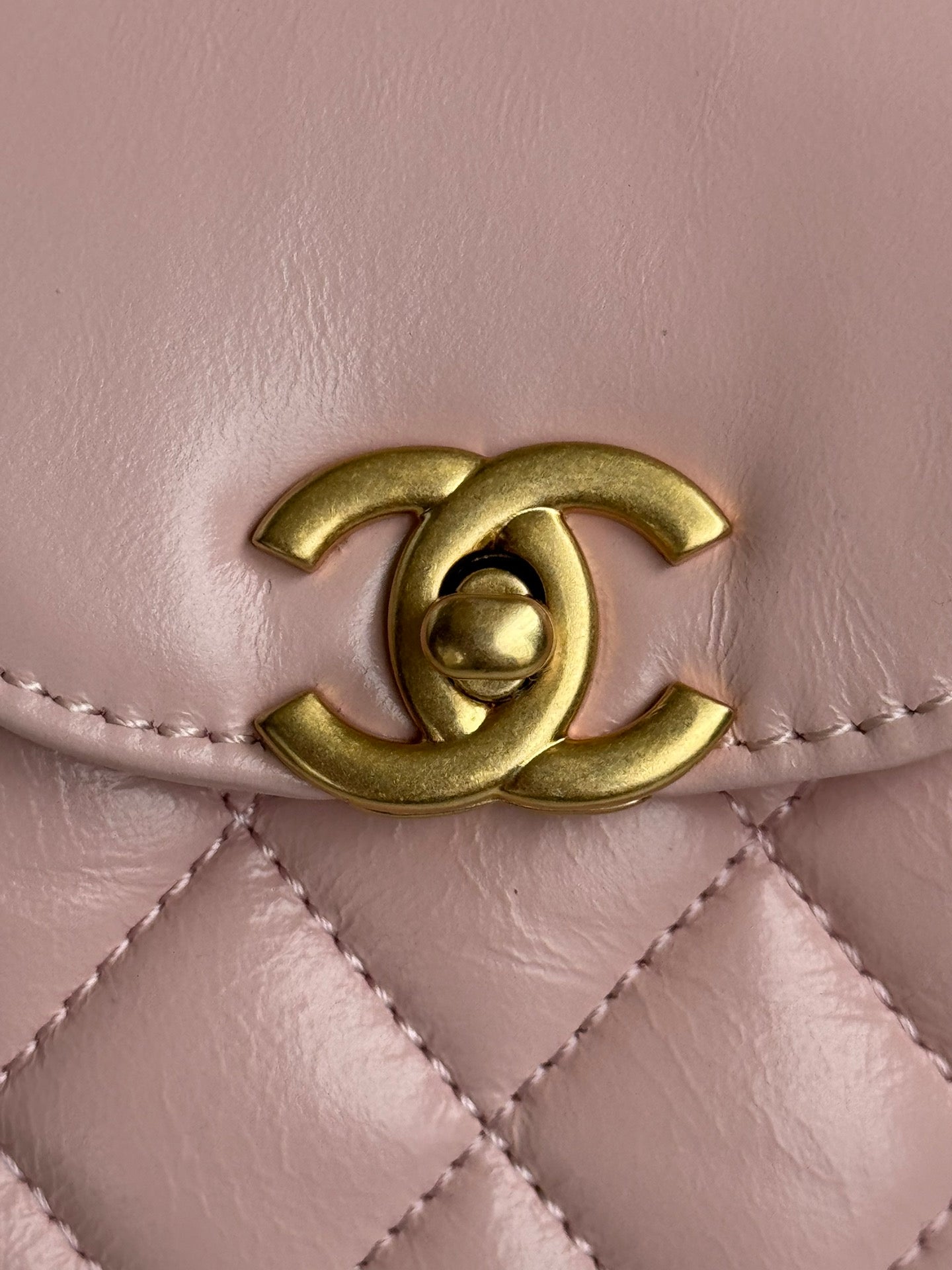 cc 24a nano 19cm kelly shopper bag pastel pink lambskin