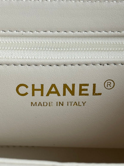 cc 24a nano 19cm kelly shopper bag pastel white lambskin