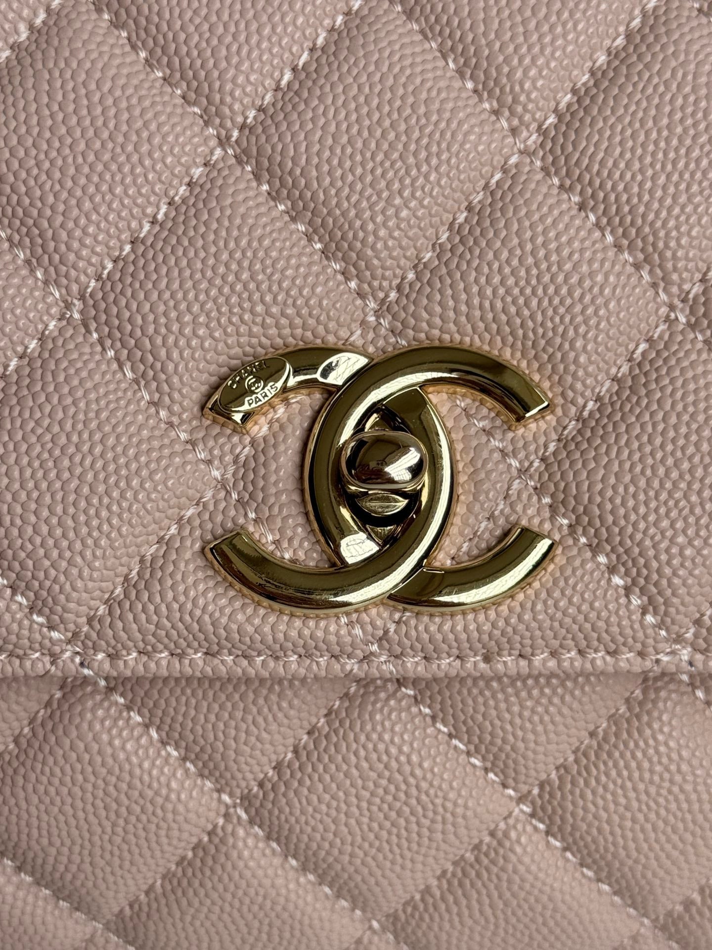 coco handle medium 29cm pink quilted caviar leather gold hardware