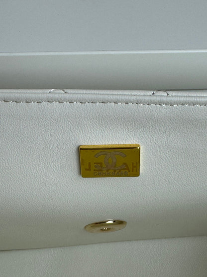 24c mini flap bag 20cm with top handle white lambskin