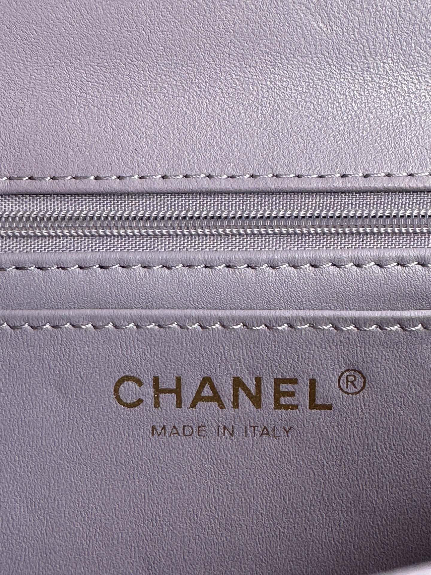 24c mini flap bag 20cm with top handle violet lambskin