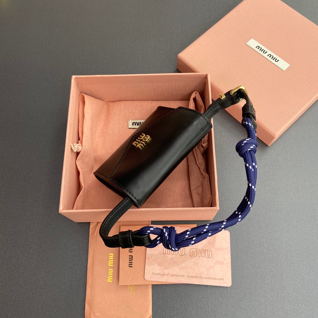 Miu Logo Wallet On A Chain 10.5 Lettering Black Calfskin 240406