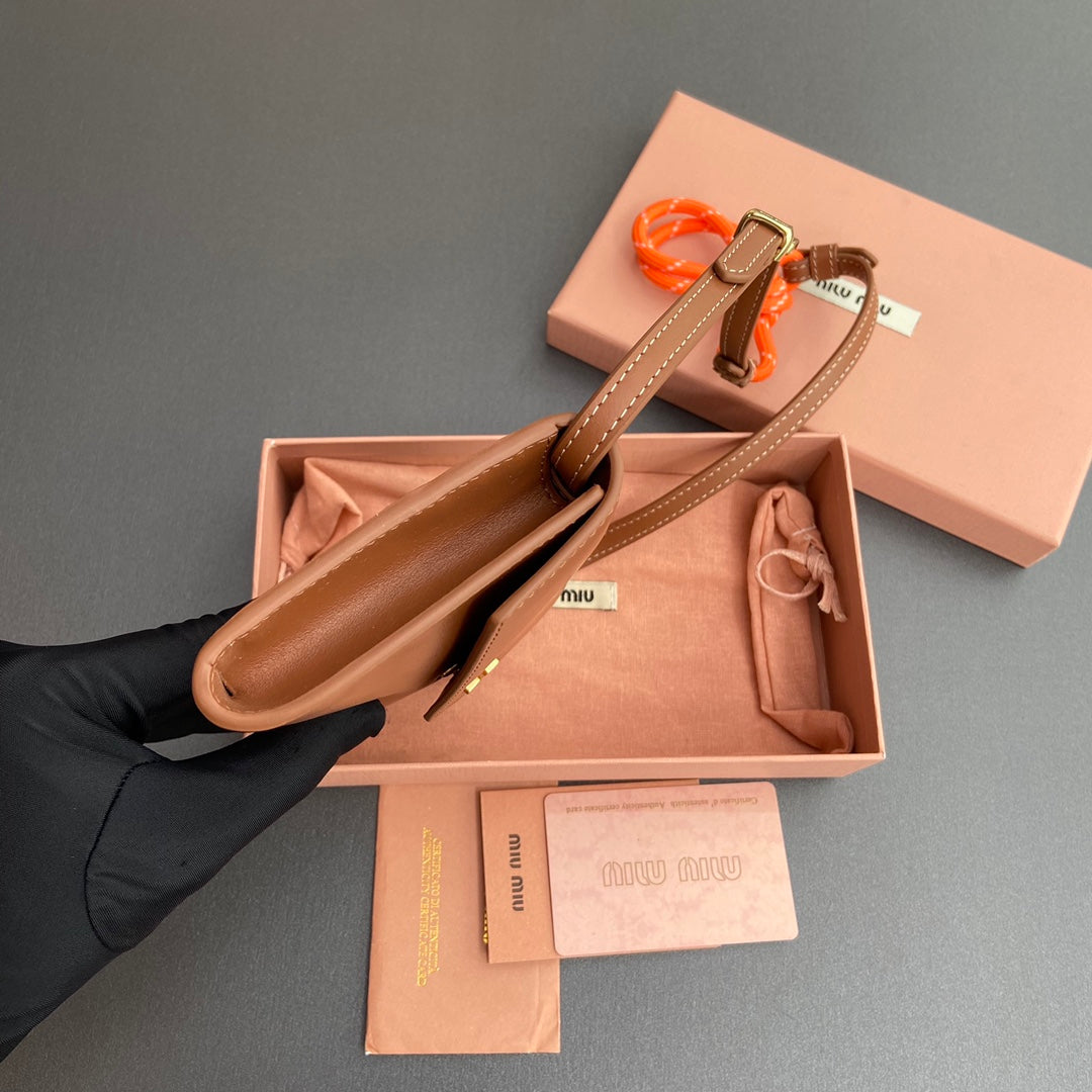 Miu Logo Wallet On A Chain 19 Lettering Cognac Calfskin 240409