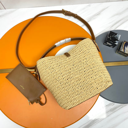 LE 37 MEDIUM 25 IN LIGHT YELLOW STRAW AND BROWN LEATHER TRIM