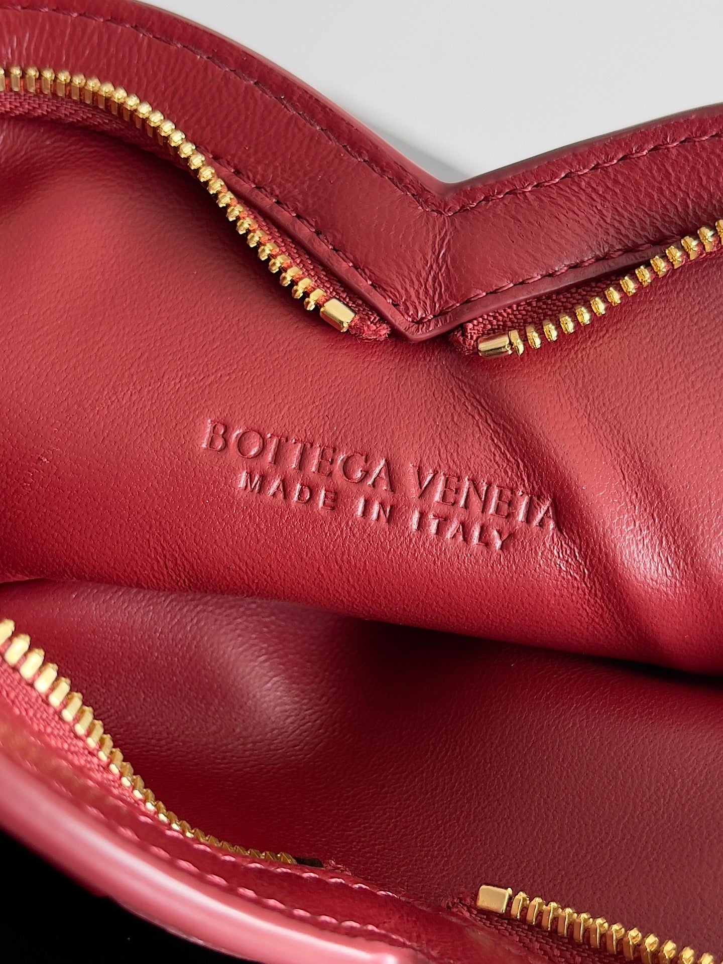 BV Small Solstice Bag 22cn Red Calfskin 209088