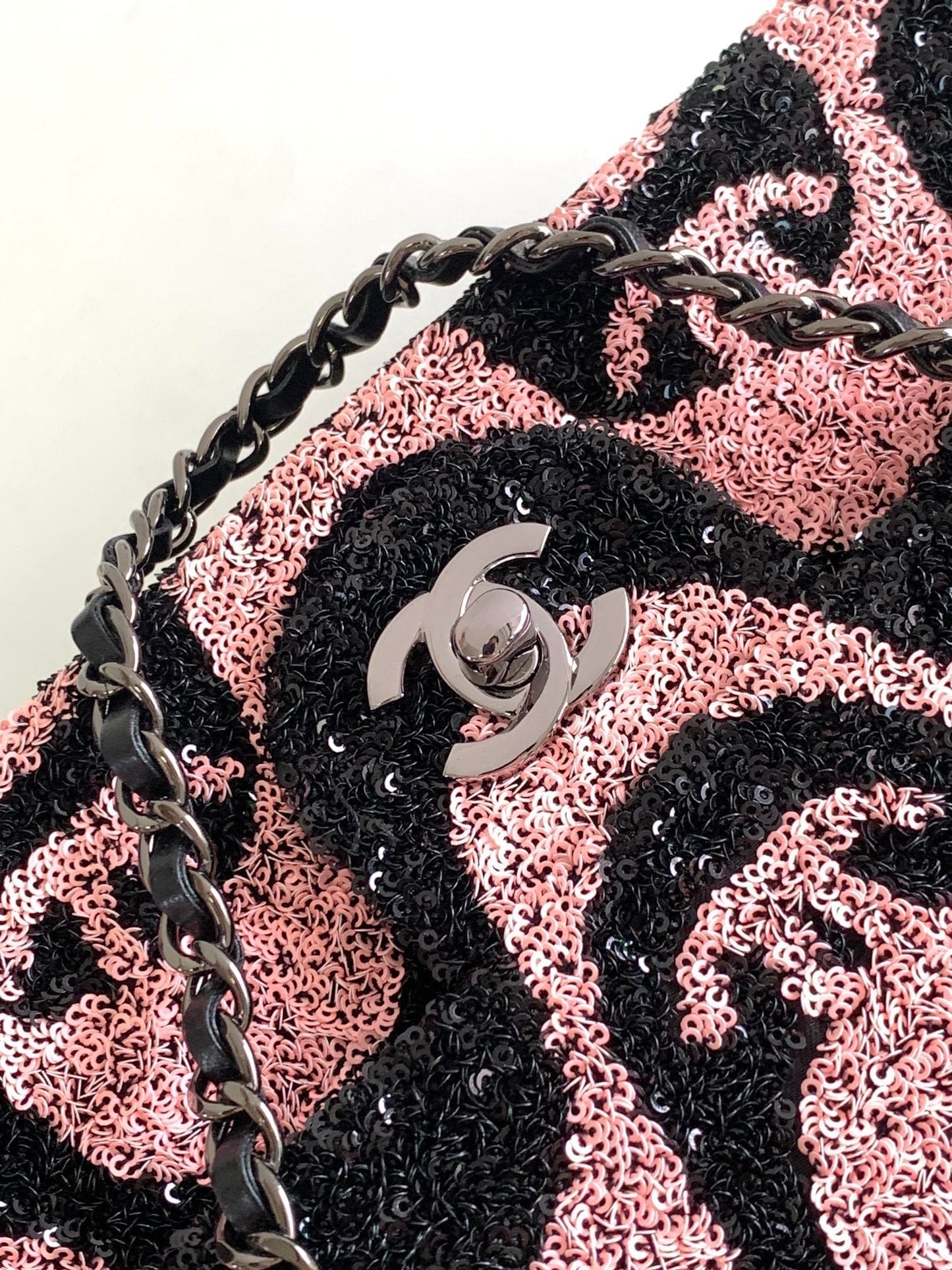 flap bag medium 25 black pink sequin silver hardware