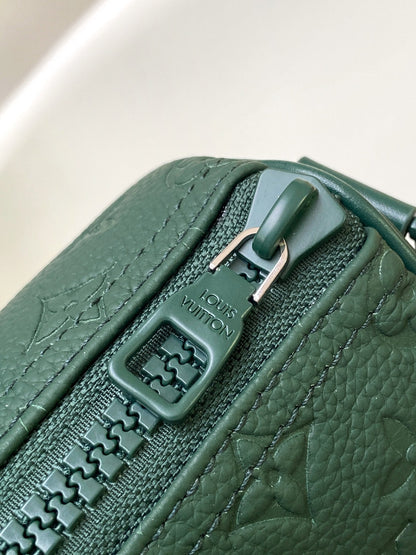 KEEPALL BANDOULI¨¨RE 25 IN FOREST GREEN MONOGRAM EMBOSSED CALFSKIN