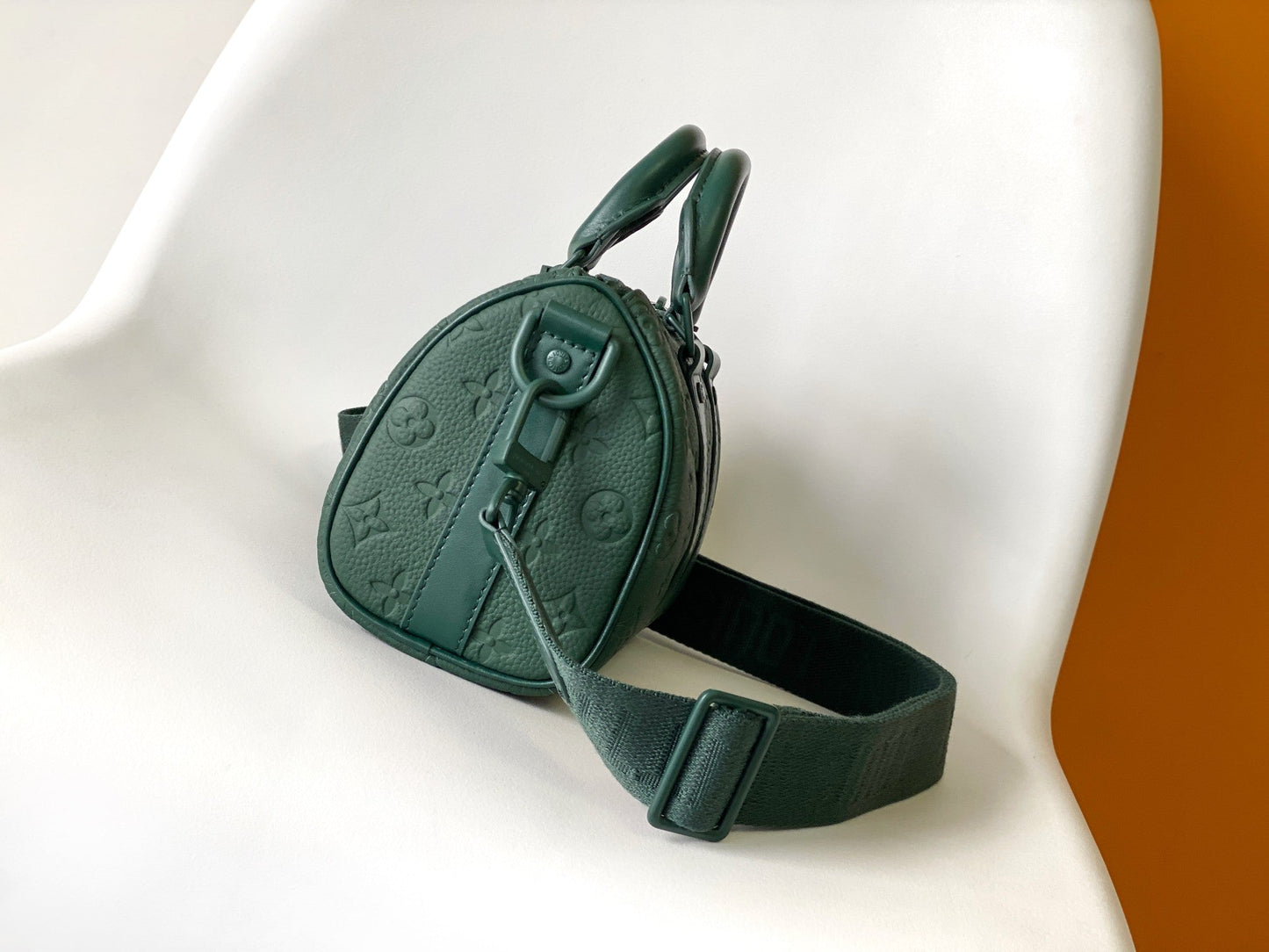 KEEPALL BANDOULI¨¨RE 25 IN FOREST GREEN MONOGRAM EMBOSSED CALFSKIN