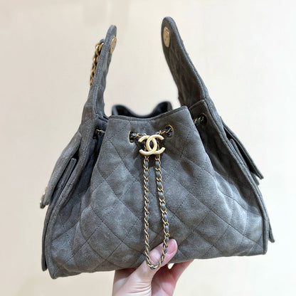 CC 25C Hobo Bag 30cm Grey Suede