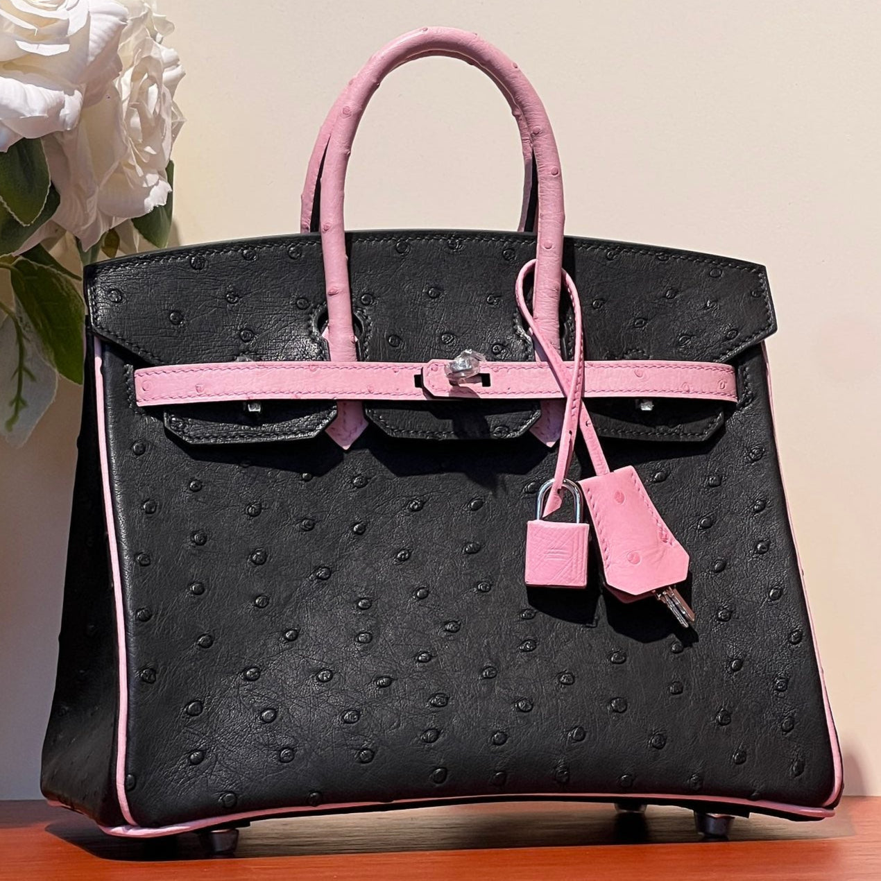 KELLY SELLIER 25 BAG IN BLACK MIX BABY PINK OSTRICH LEATHER (MADE - TO - ODER)