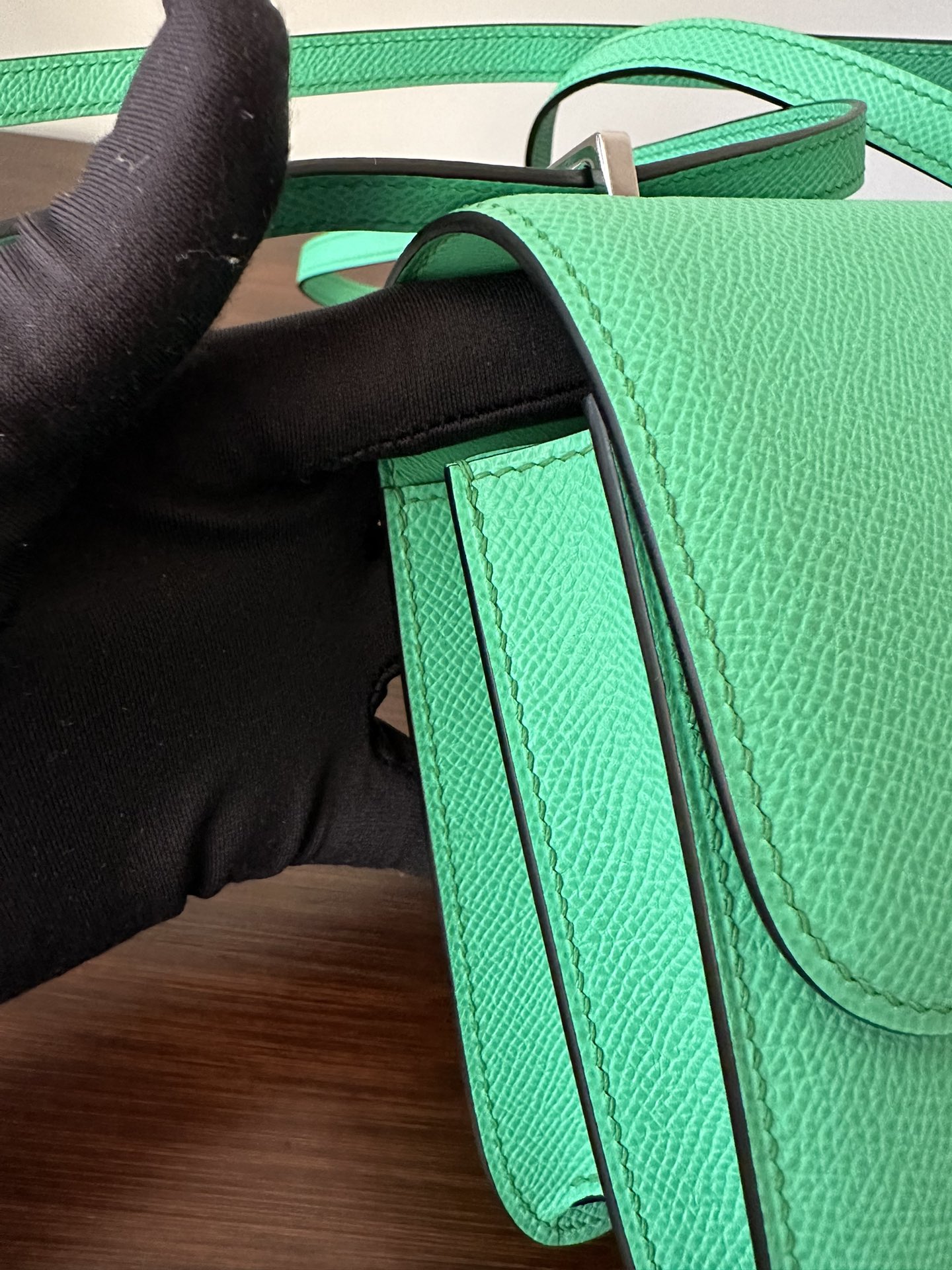 CONSTANCE 18 MINT EPSOM SILVER HARDWARE