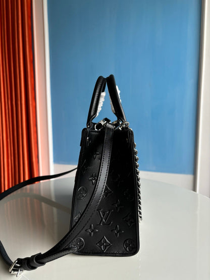 LV SS25 OntheGo Bold 25cm Black Calfskin