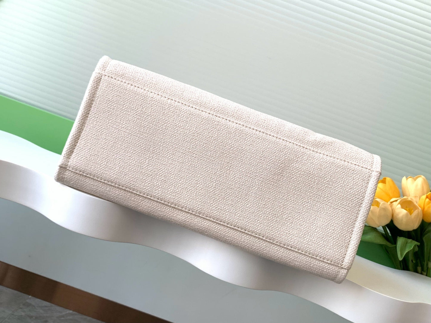 CC 25C ToTe Bag Beige Light Tan Canvas Fabric 238508