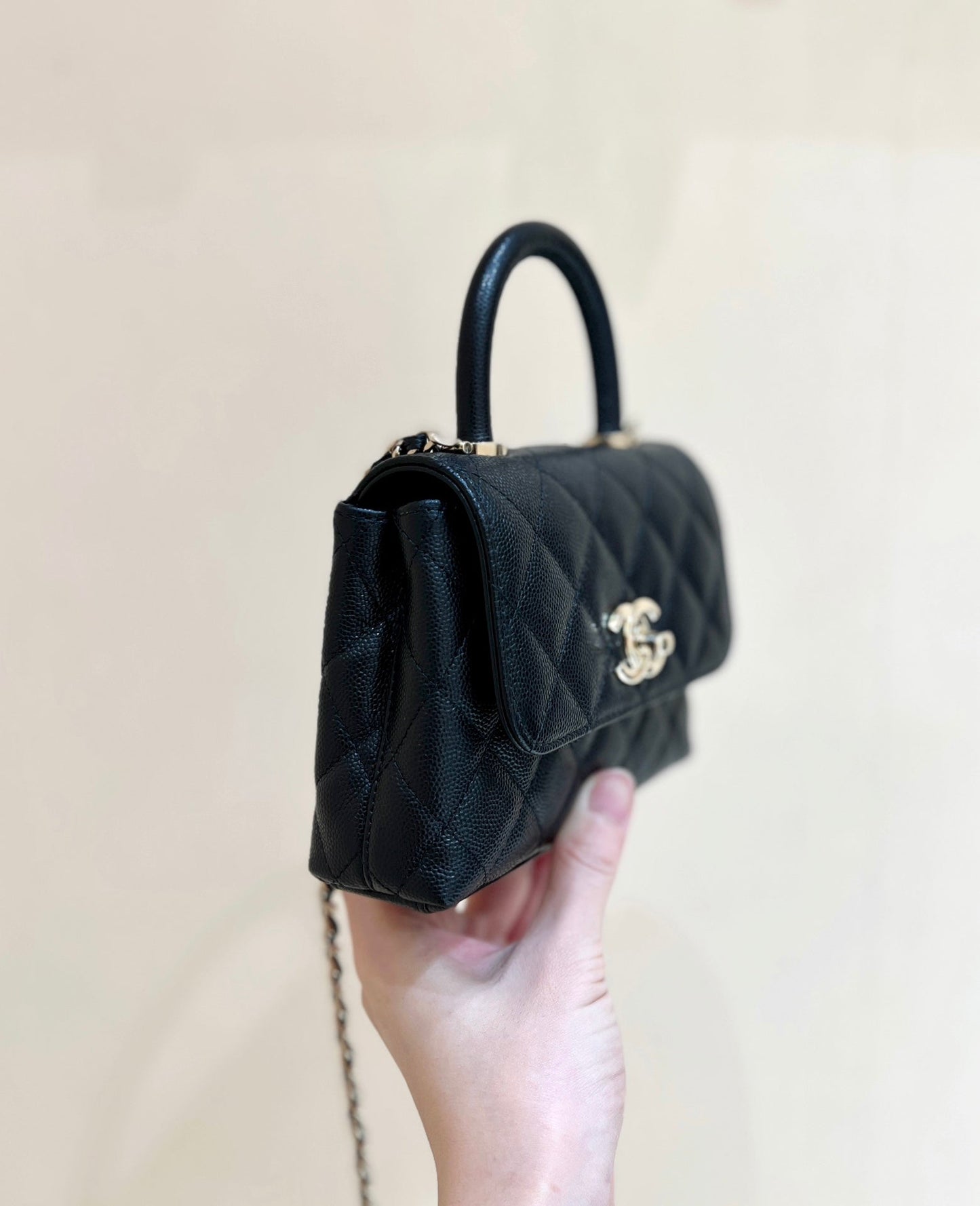 CC 24K Coco Hanle Nano 18cm Black Grained Calfskin Gold Hardware