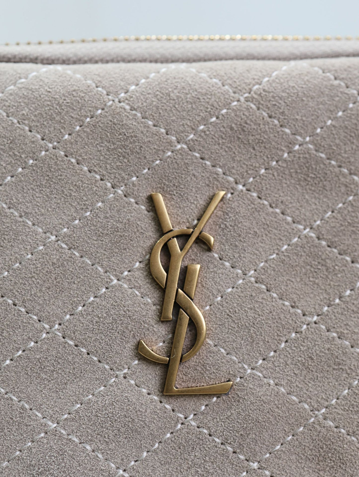 GABY ZIPPED POUCH 19 IN GRAY MATTE SUEDE GOLD HARDWARE