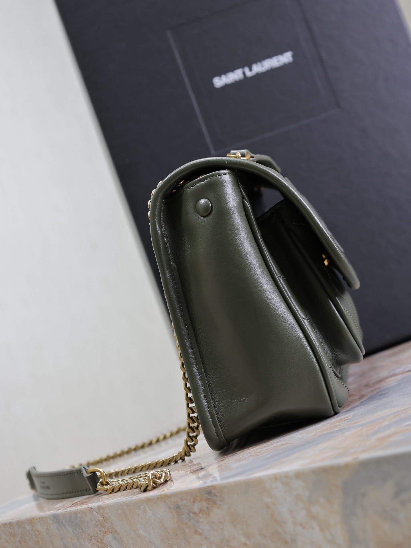 NIKI BABY 22 IN UNIFORM GREEN LAMBSKIN GOLD CHAIN