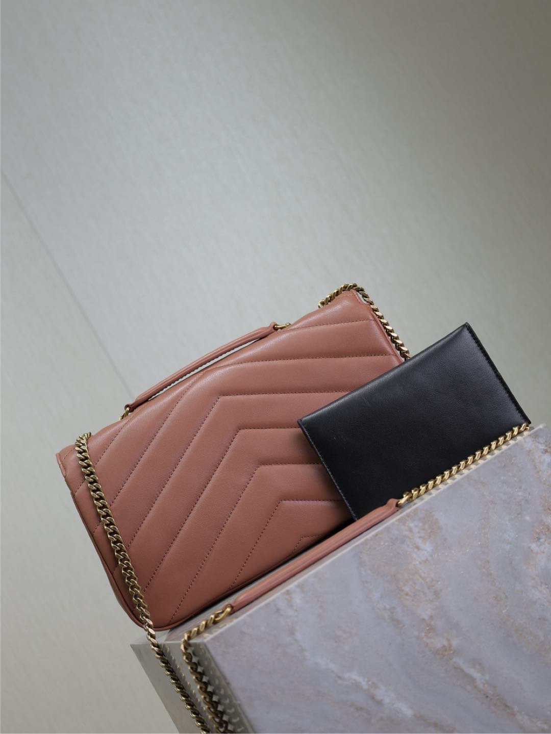 LOULOU MEDIUM 29 IN SALMON PINK SHEEPSKIN GOLD HARDWARE