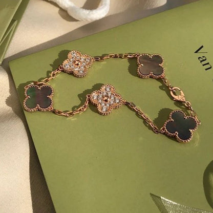 DIANA CLOVER 5 MOTIF GRAY MOP DIAMOND BRACELET