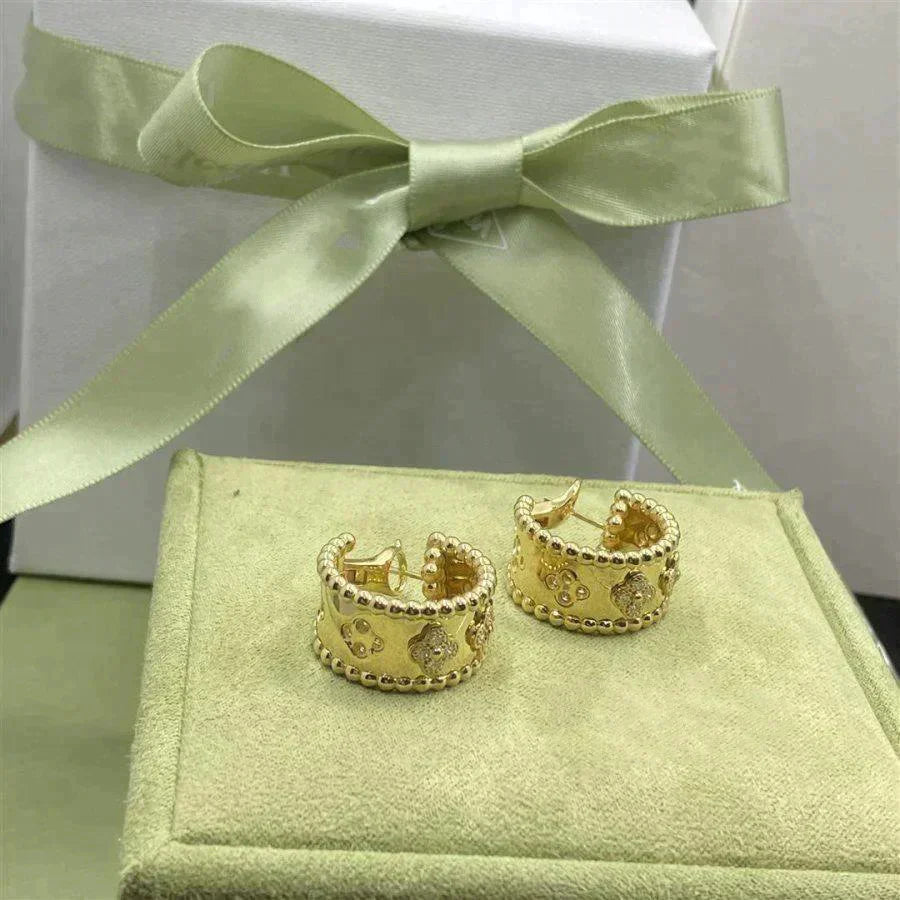 DIANA PERLEE DIAMOND EARRINGS